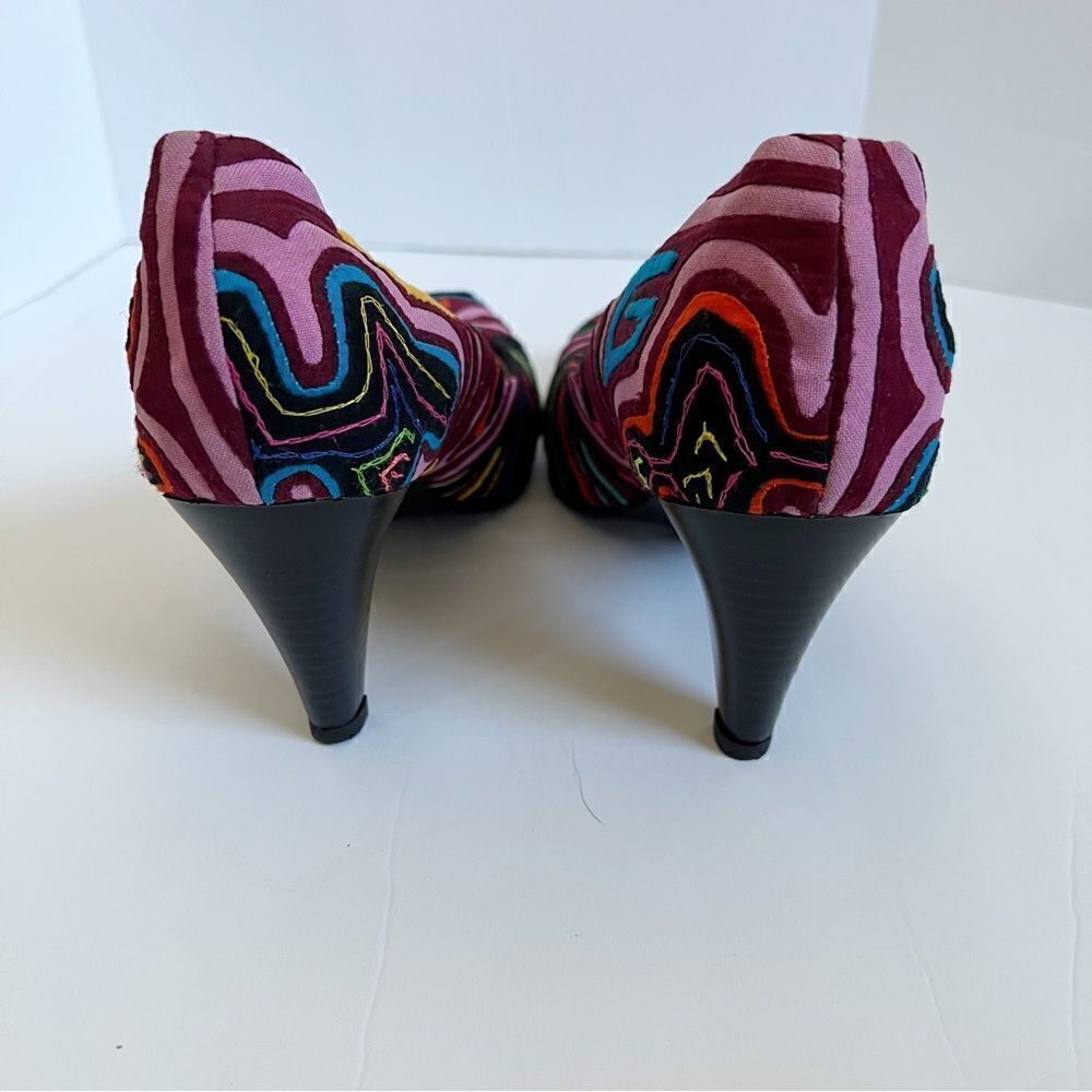 Handmade Embroidered Patchwork Multicolored Heels - Picture 5 of 6